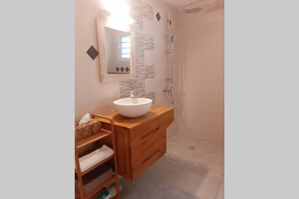 Les Orchidees Apartment Petit-Bourg Exterior photo
